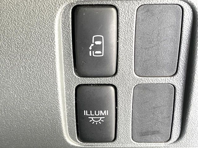 2008 Daihatsu Tanto – thumbnail 3