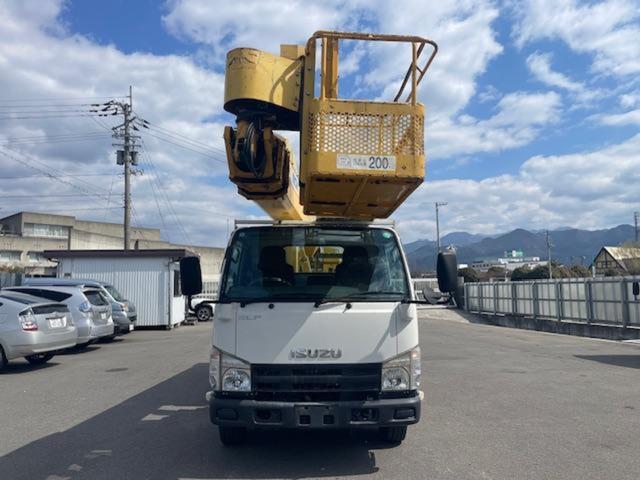 2009 Isuzu Elf – thumbnail 3