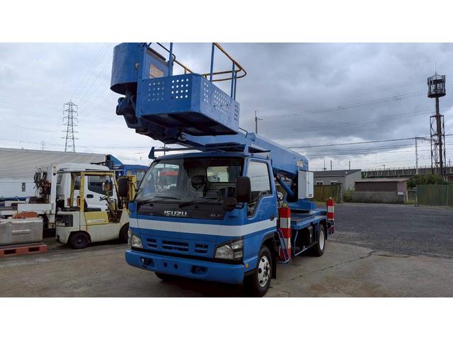 2007 Isuzu Elf