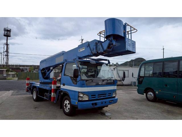 2007 Isuzu Elf – thumbnail 2