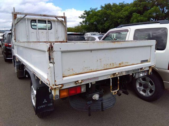 2004 Mitsubishi Fuso Canter – thumbnail 2