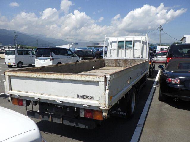 2005 Mitsubishi Fuso Canter – thumbnail 2