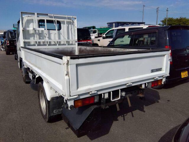 2004 Mitsubishi Fuso Canter – thumbnail 2