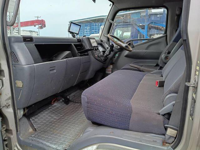 2005 Mitsubishi Fuso Canter – thumbnail 3