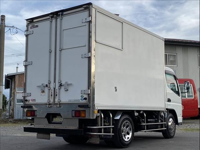 2011 Mitsubishi Fuso Canter – thumbnail 2