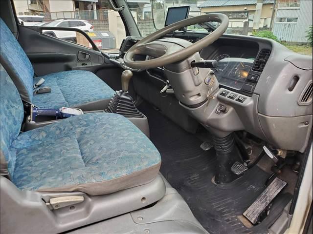 2000 Mitsubishi Fuso Canter – thumbnail 4