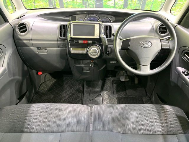 2011 Daihatsu Tanto – thumbnail 2