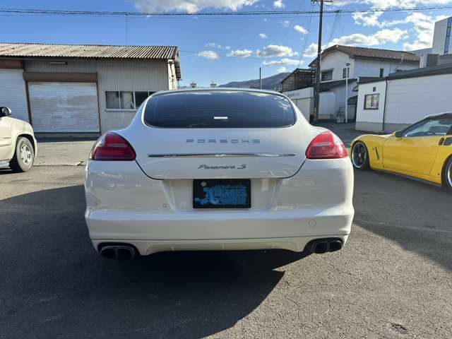 2009 Porsche Panamera – thumbnail 4