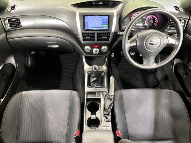 2011 Subaru Impreza Hatchback – thumbnail 3