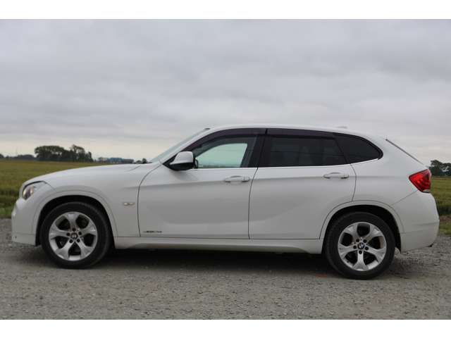 2010 BMW X1 – thumbnail 4