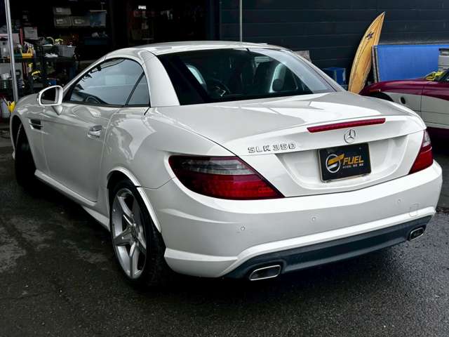 2011 Mercedes-Benz SLK-Class – thumbnail 2