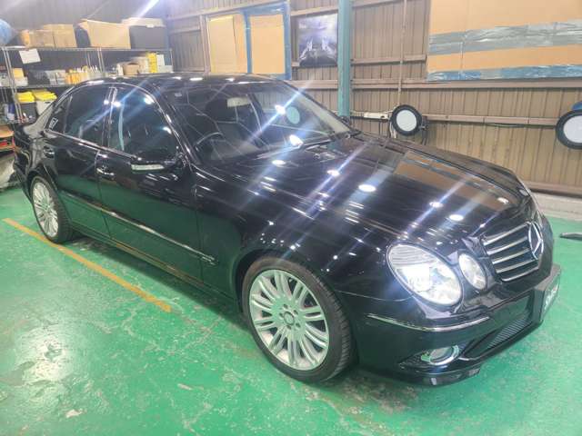 2008 Mercedes-Benz E-Class – thumbnail 2