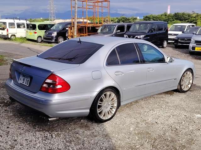 2005 Mercedes-Benz E-Class – thumbnail 4