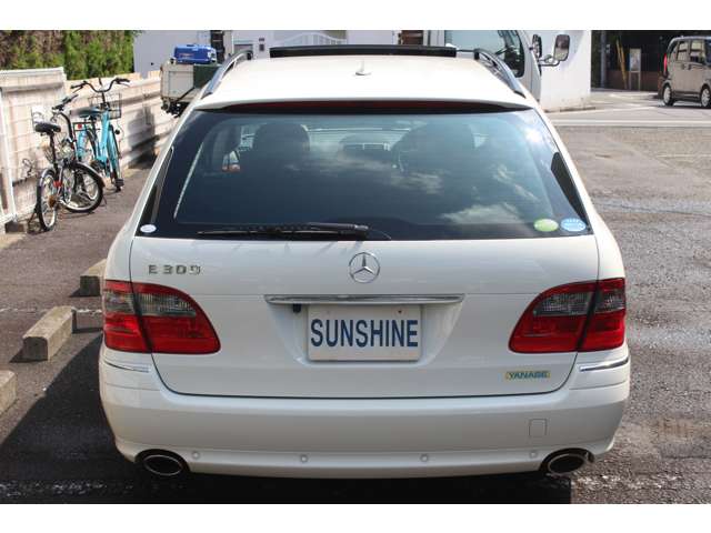 2008 Mercedes-Benz E-Class Wagon – thumbnail 4