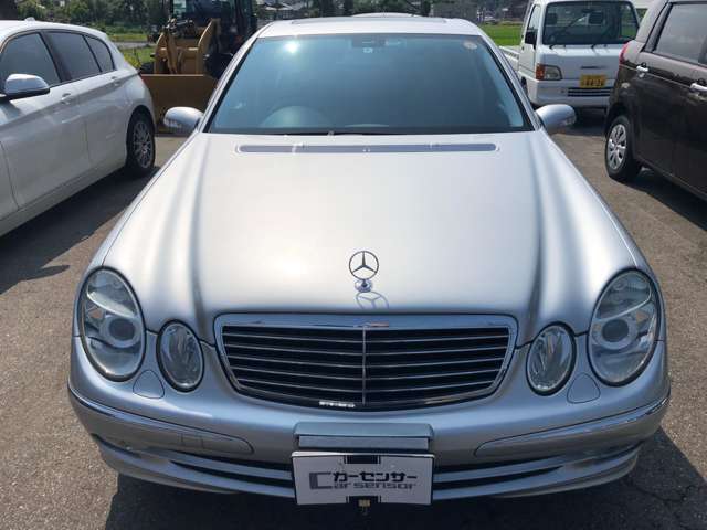 2003 Mercedes-Benz E-Class – thumbnail 2