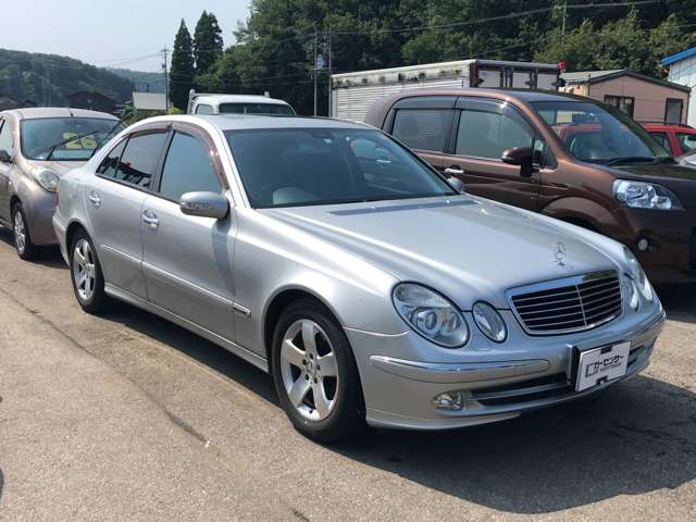 2003 Mercedes-Benz E-Class – thumbnail 3