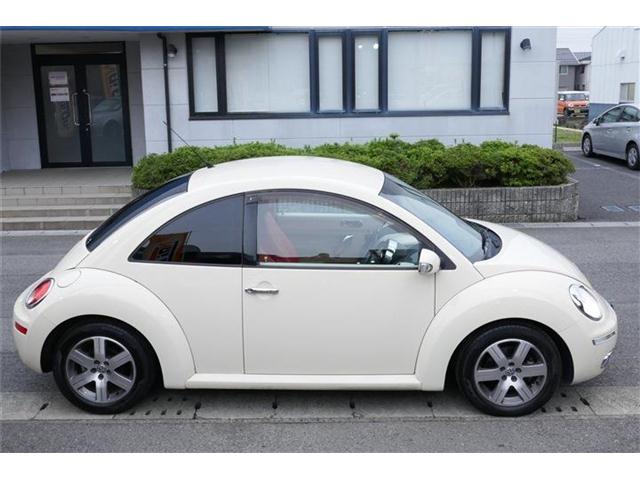 2007 Volkswagen New Beetle – thumbnail 3