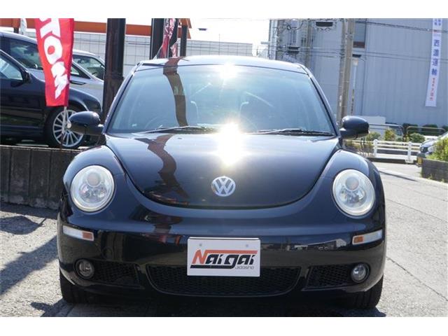 2006 Volkswagen New Beetle – thumbnail 2