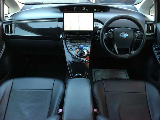 2011 Toyota Prius – thumbnail 4