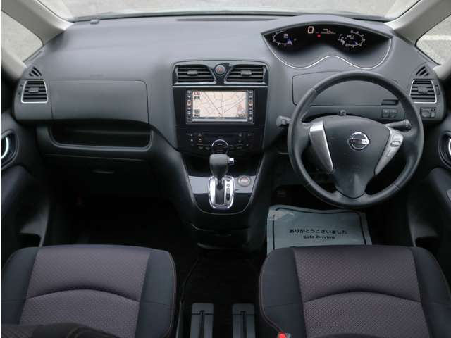2011 Nissan Serena – thumbnail 4