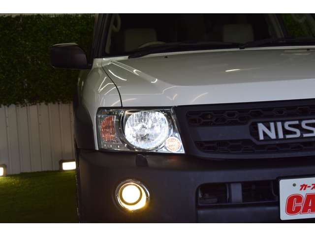 2005 Nissan Safari – thumbnail 4