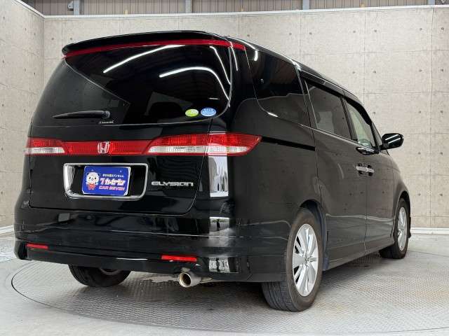 2009 Honda Elysion – thumbnail 3