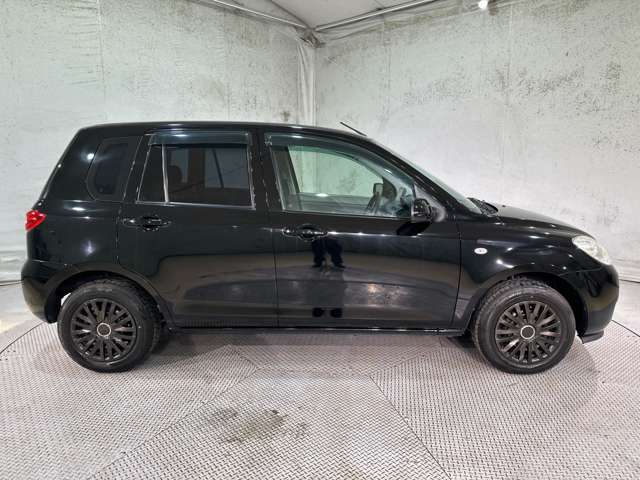 2005 Mazda Demio – thumbnail 4