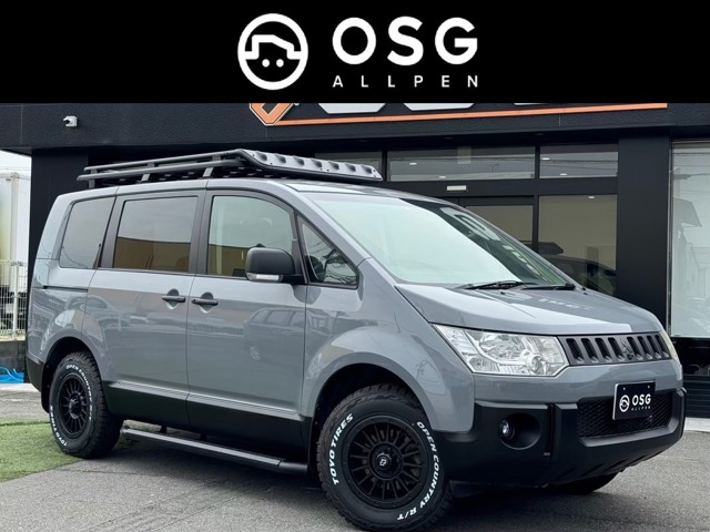 2011 Mitsubishi Delica D:5