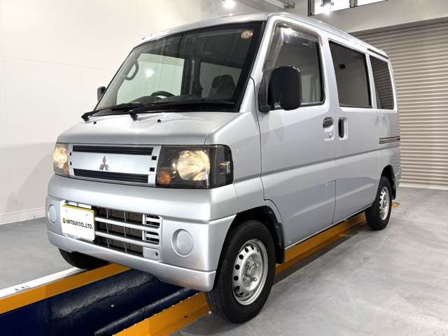 2011 Mitsubishi Minicab Van – thumbnail 3