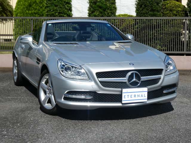 2011 Mercedes-Benz SLK-Class – thumbnail 3