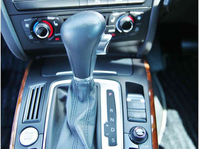 2010 Audi A4 – thumbnail 3