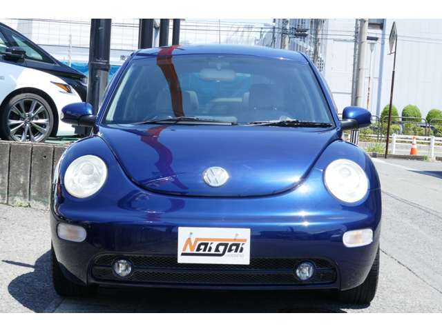 2005 Volkswagen New Beetle – thumbnail 2