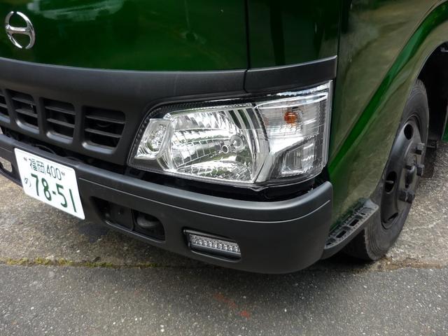 2005 Hino Dutro – thumbnail 4