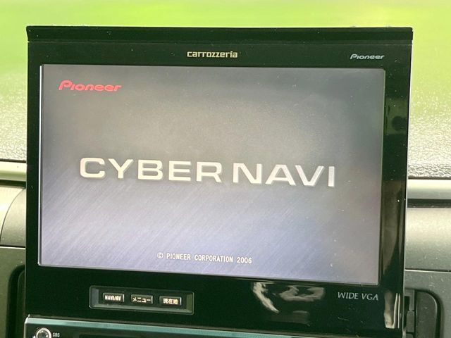 2010 Toyota Alphard – thumbnail 3