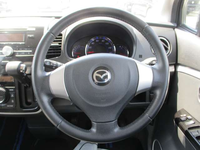 2011 Mazda AZ-Wagon – thumbnail 4