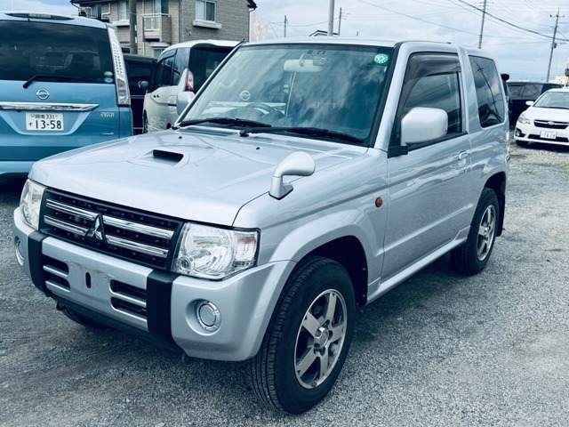 2011 Mitsubishi Pajero Mini