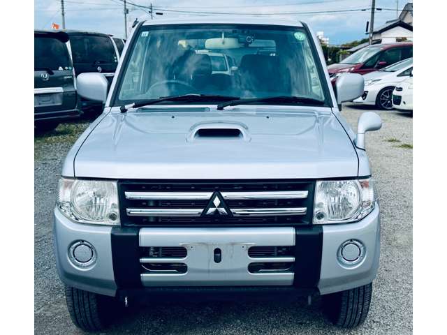 2011 Mitsubishi Pajero Mini – thumbnail 3