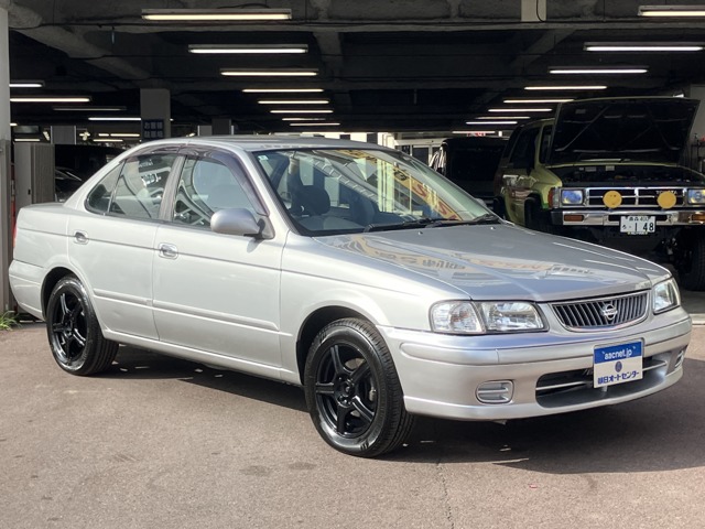 2004 Nissan Sunny