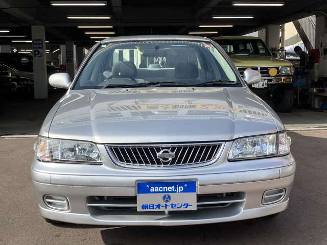 2004 Nissan Sunny – thumbnail 2