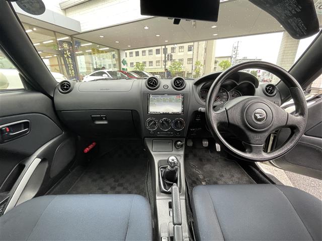 2006 Daihatsu Copen – thumbnail 4