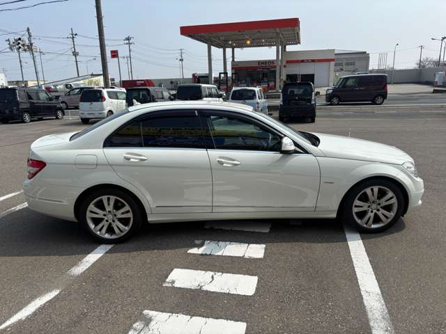 2008 Mercedes-Benz C-Class – thumbnail 4