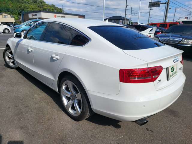 2011 Audi A5 Sportback – thumbnail 2