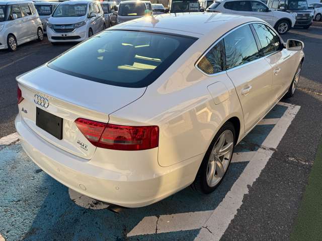 2011 Audi A5 Sportback – thumbnail 3