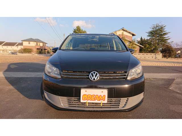 2011 Volkswagen Golf Touran – thumbnail 2
