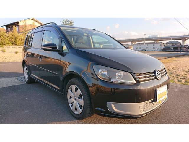 2011 Volkswagen Golf Touran – thumbnail 3