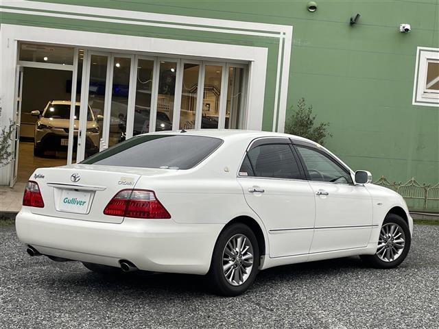 2006 Toyota Crown Royal – thumbnail 3