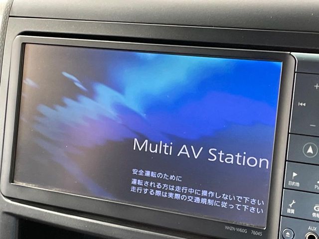 2010 Toyota Alphard – thumbnail 3