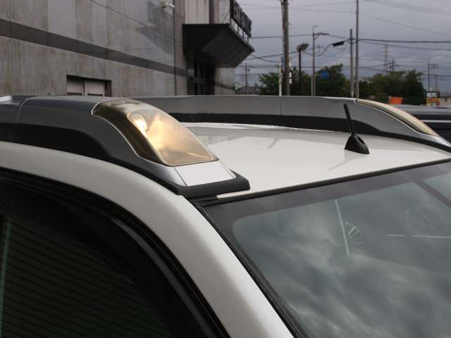 2011 Nissan X-Trail – thumbnail 4