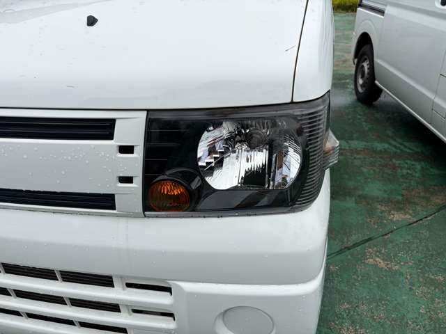2010 Mitsubishi Minicab Truck – thumbnail 4