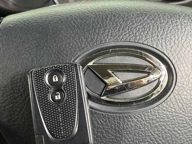2011 Daihatsu Move Conte – thumbnail 4